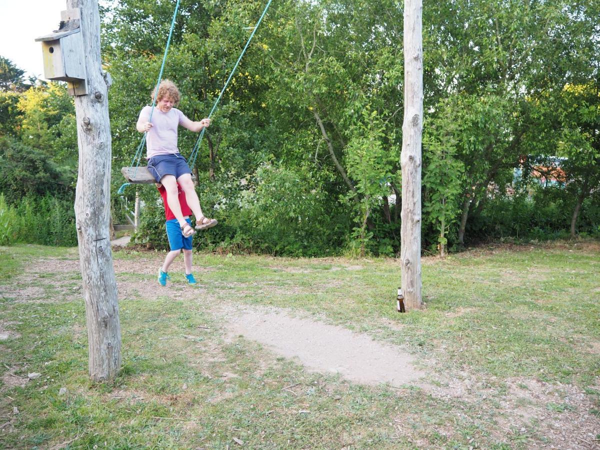 Inch Hideaway Eco Camping Whitegate  外观 照片