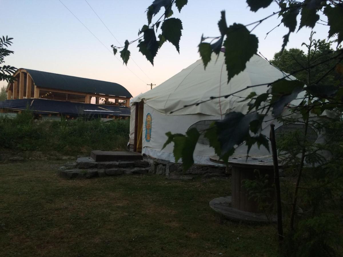 Inch Hideaway Eco Camping Whitegate  外观 照片