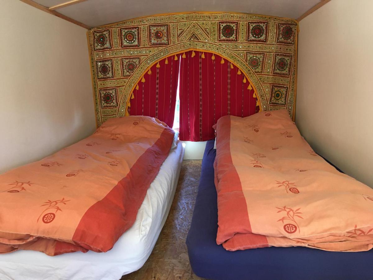 Inch Hideaway Eco Camping Whitegate  外观 照片